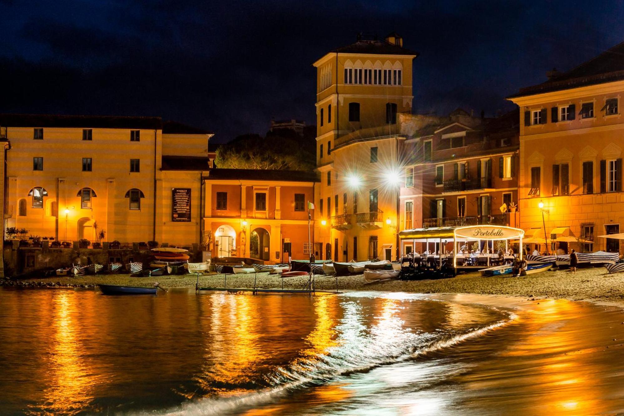 Hotel Vis A Vis Sestri Levante Luaran gambar
