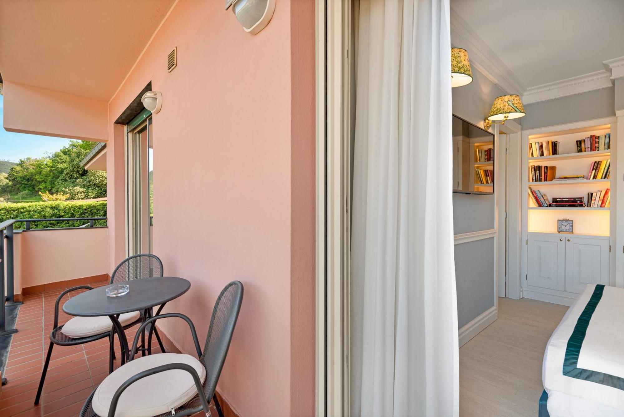 Hotel Vis A Vis Sestri Levante Luaran gambar